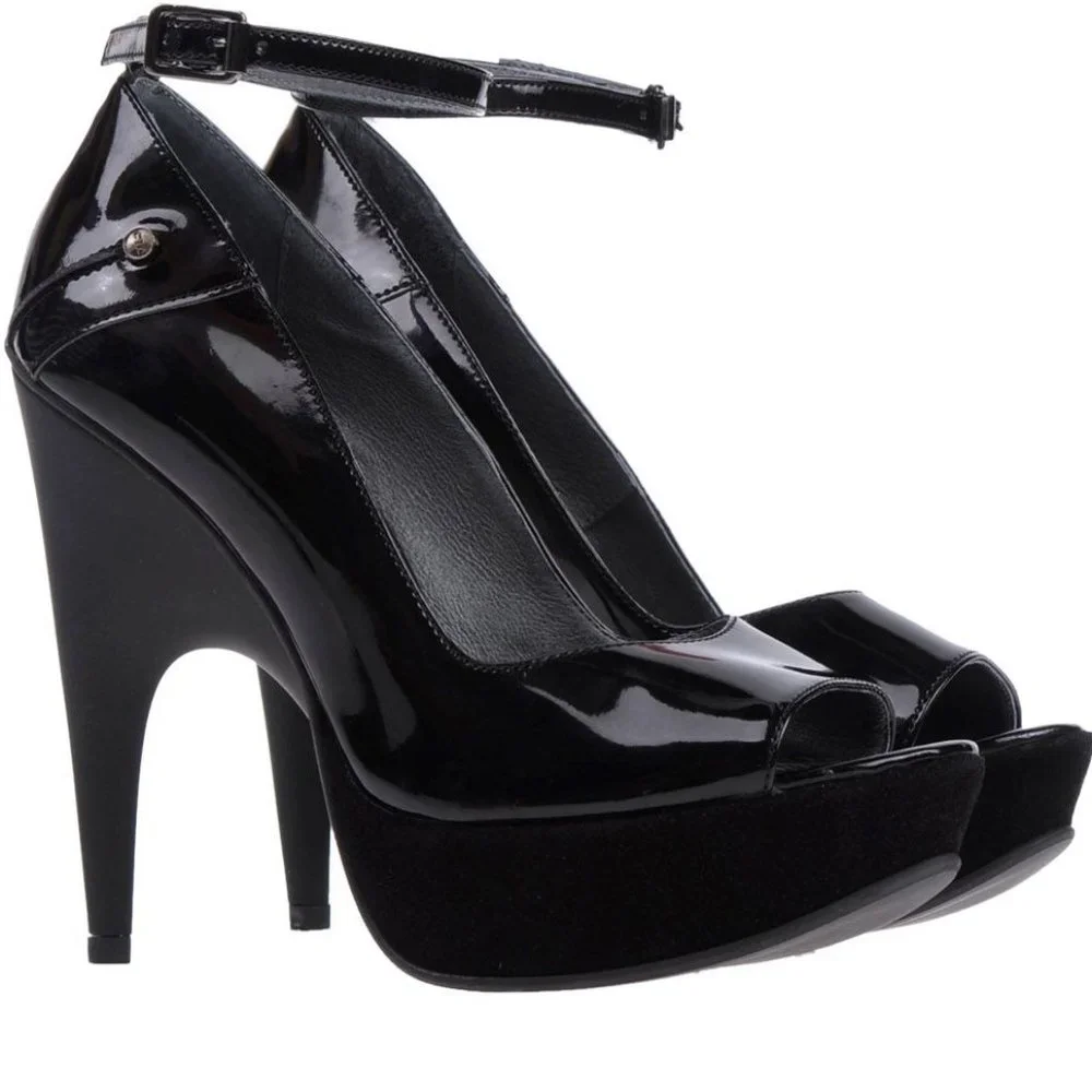 NIB Costume National‎  black patent leather sandal/ platforms.